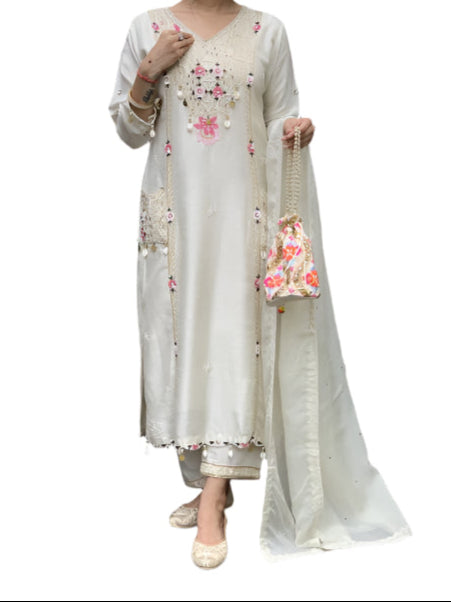 Ivory Luxe – Boutique Style Dola Silk Suit with Shell & Pearl Detailing