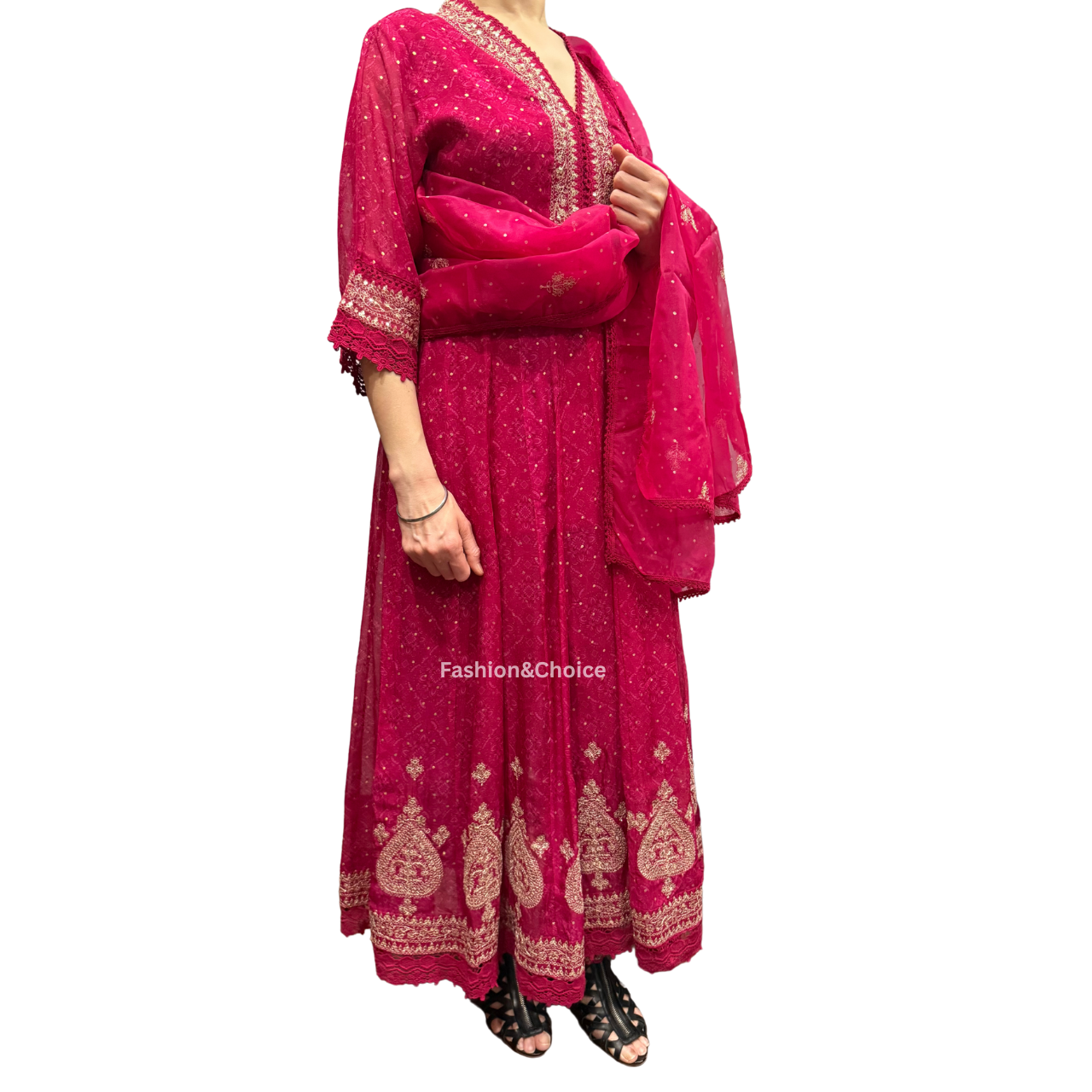 Ethereal Charm – Organza Anarkali Set with Jari Work and Embroidered Dupatta