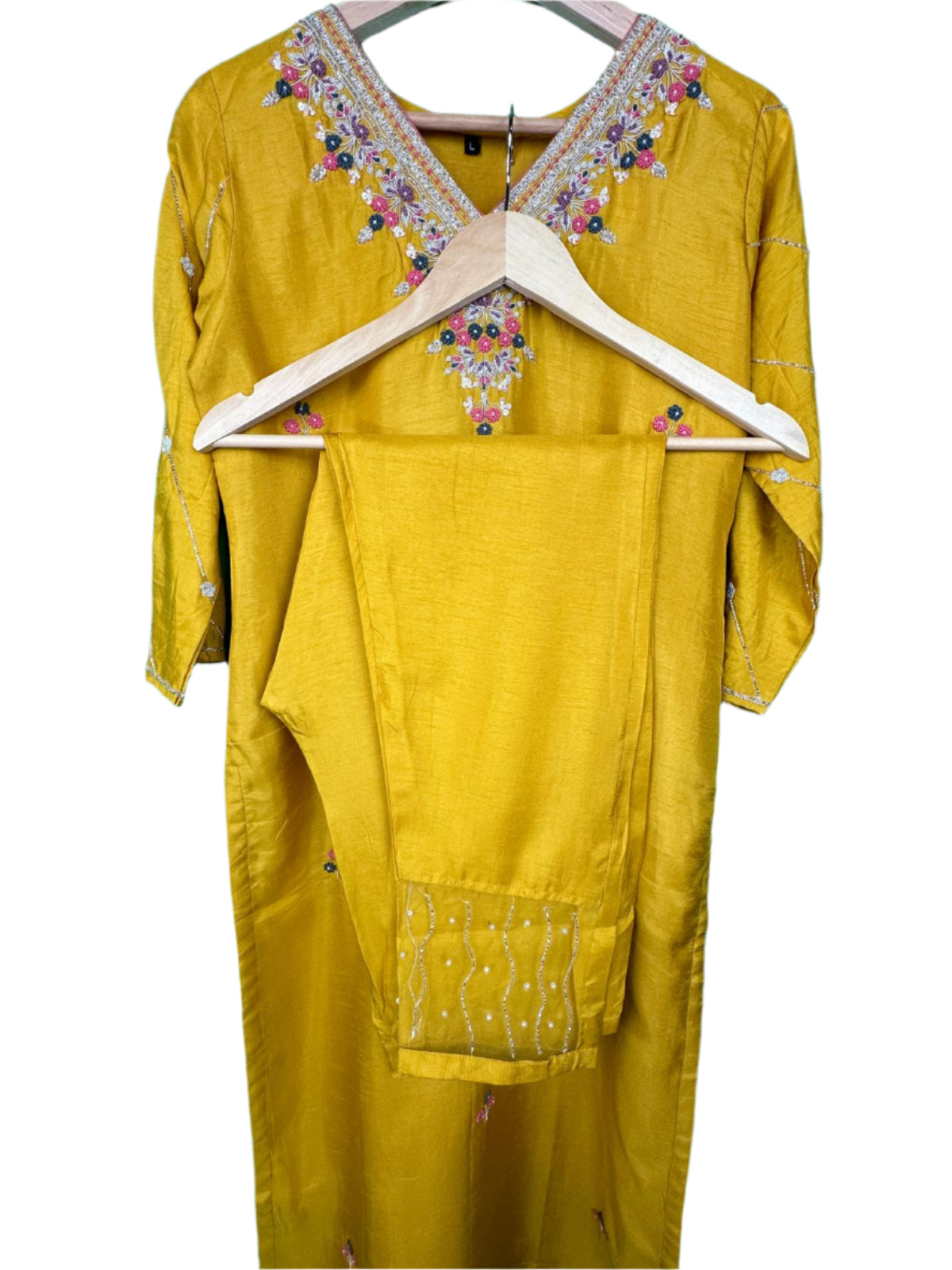 Boutique Luxe – Hand Embroidered Dola Silk Suit with Organza Dupatta